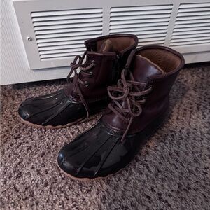 Women's Waterproof Black and Brown Boots